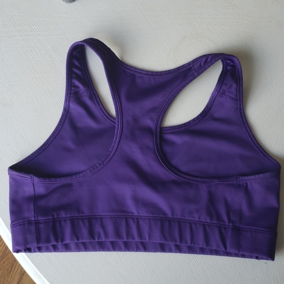 $20 each Nike Pro sports bra - Picture 5 of 7